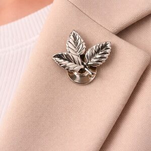 Tiffany & Co Estate Leaf Brooch/Lapel Pin